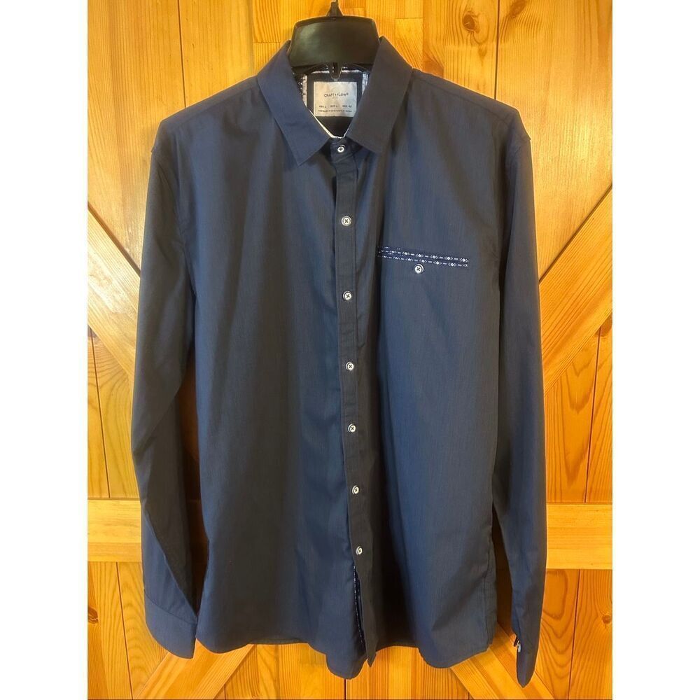 Craft + Flow Long Sleeve Button Up Shirt Navy Front Pocket Size Large (5836)